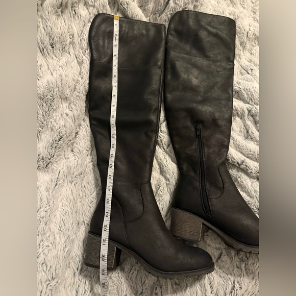 Kohl’s Woman’s Black Over-The-Knee Block Heel Boots Round Toe Size 8 New - Picture 3 of 9